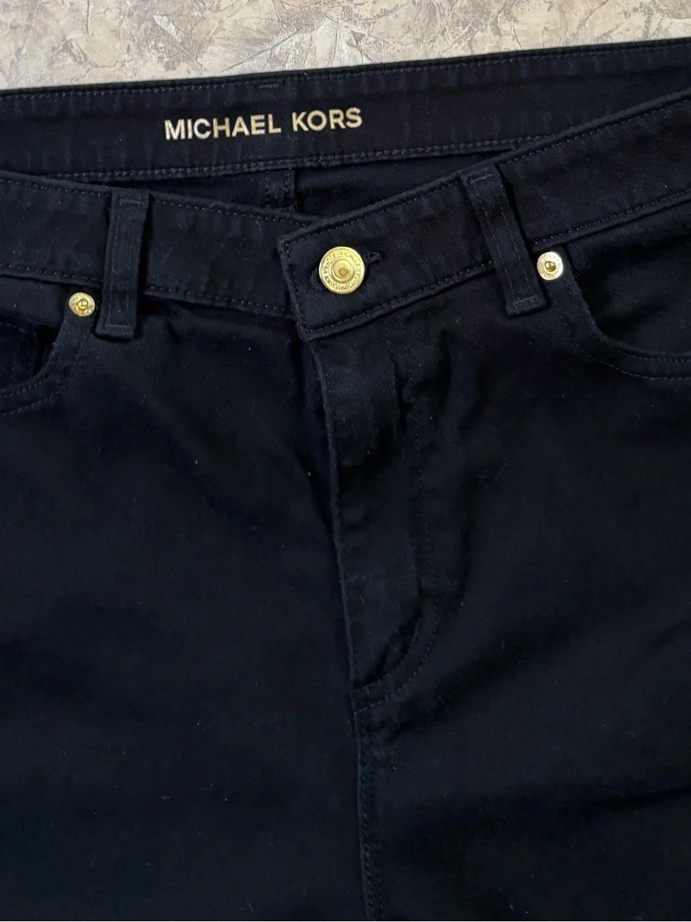 Black Cropped Straight-Leg Pants